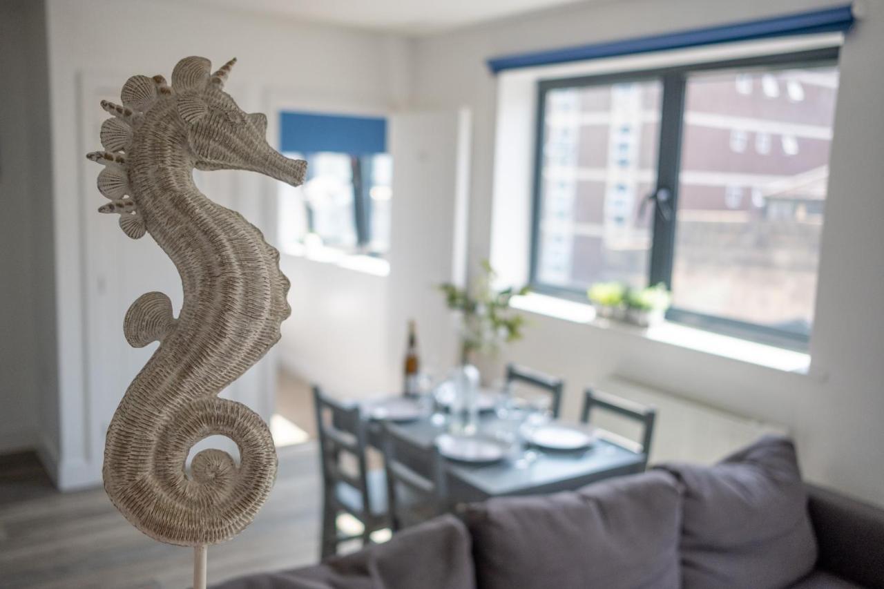 Modern One Bedroom Apartment In Town Centre & 4 Min To The Beach Bournemouth Eksteriør billede