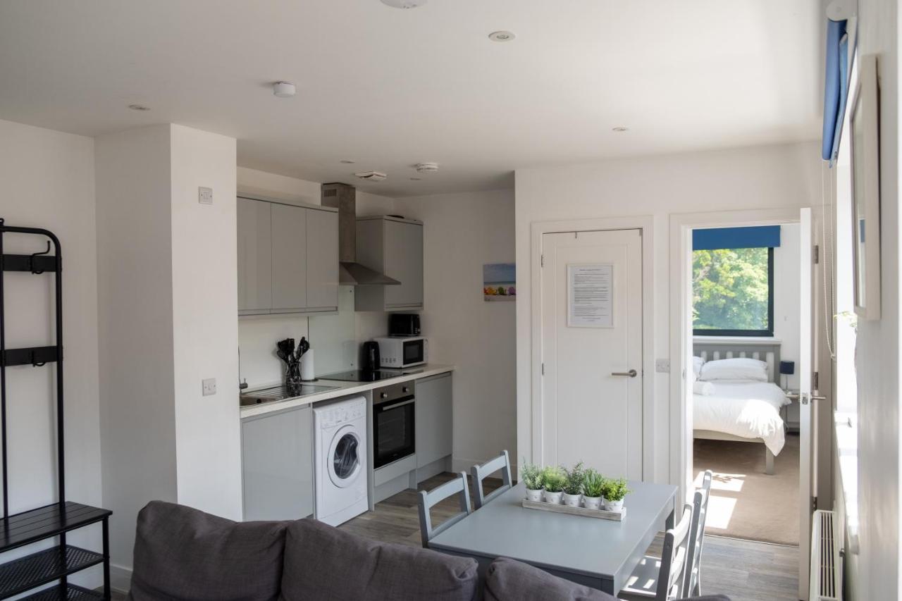 Modern One Bedroom Apartment In Town Centre & 4 Min To The Beach Bournemouth Eksteriør billede